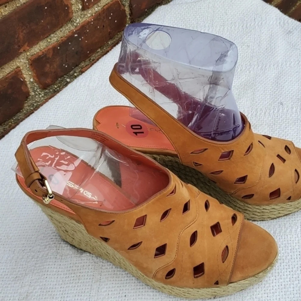 Via Spiga Nubuck Laser Cut Slingback Espadrille Wedge Sandals Tan Size 10 NWT - Picture 8 of 9